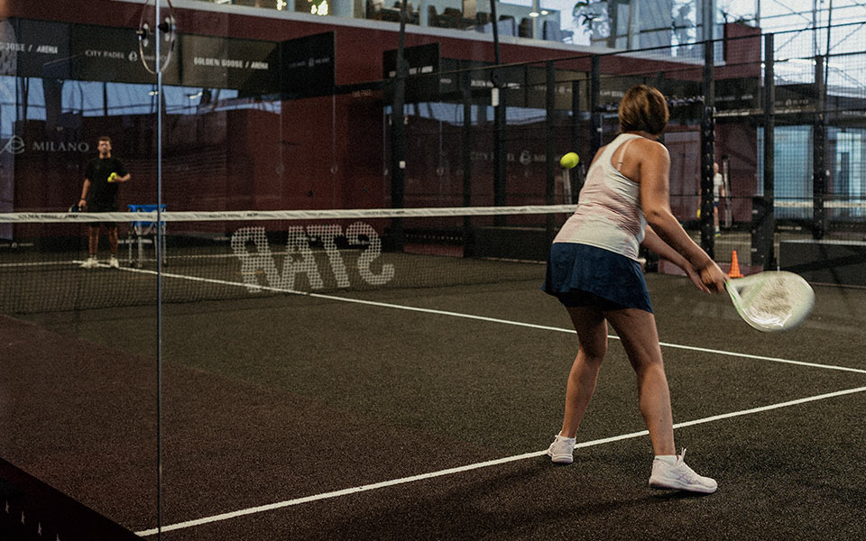 Lezioni di padel per adulti a Milano City Life Lezioni di padel per adulti a Milano City Life